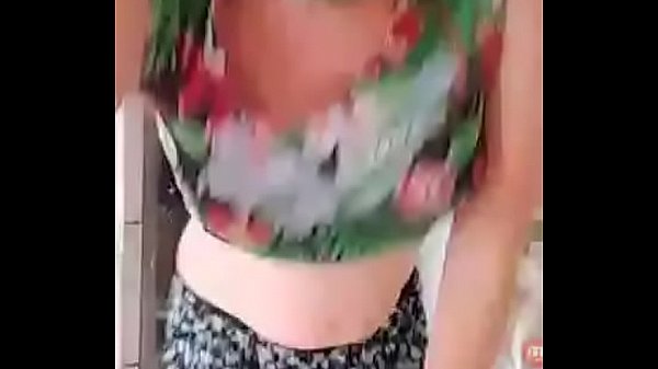 Tonton Bigo Live, Goyang-goyang Seksi Bikin Meleleh!