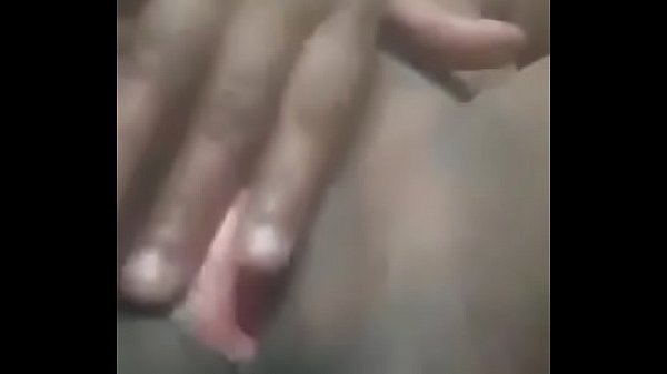 Cewek India Tamil Baru Jariin Memek Sampai Muncrat